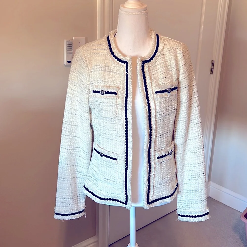 Jacket - Picture 1 of 4